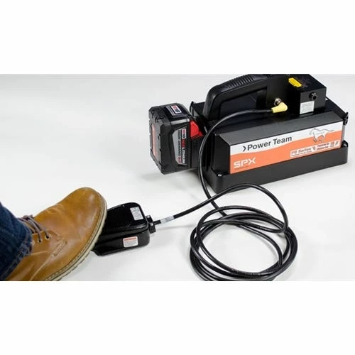 Power Team SPX Power Team M18 Cordless Single Acting Hydraulic Pump With 10' Pendant Cord PB102P-1 4 Power Team SPX Power Team M18 Cordless Single Acting Hydraulic Pump With 10' Pendant Cord PB102P-1 - Image 4